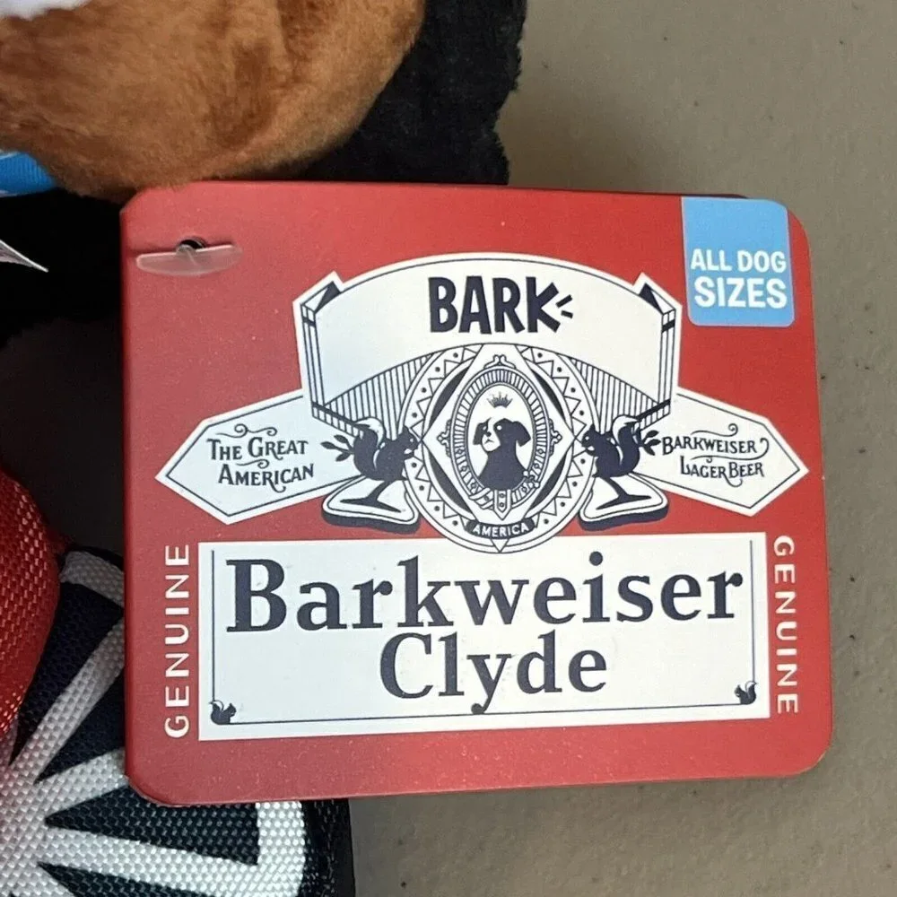 BARK BOX Barkweiser Clyde Horse & Wagon DOG TOY Plush Squeakers Budweiser NEW